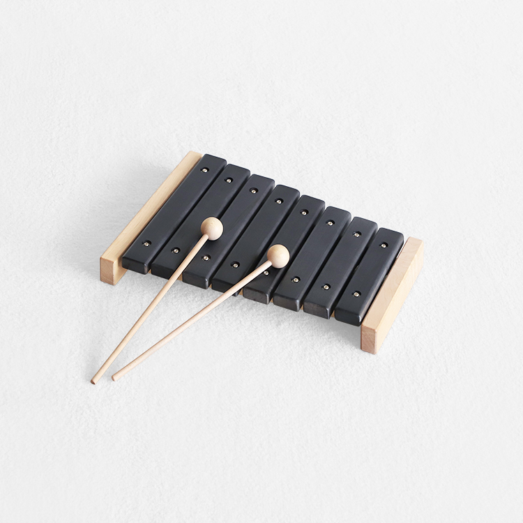 藍染の鍵盤で奏でるやさしい音色の木琴 XYLo 木琴 おもちゃ 玩具 オーガニック シンプル 楓 かえで 木製
